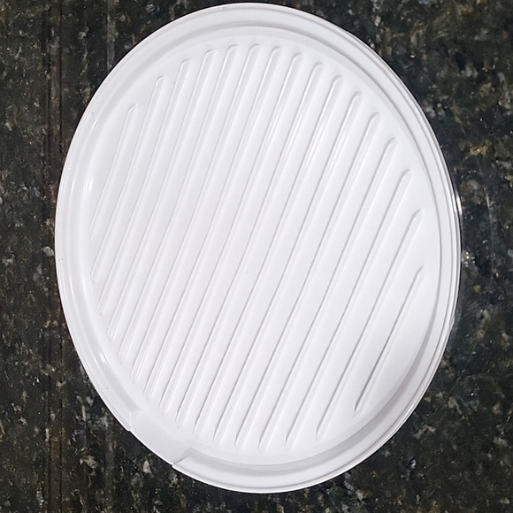 Nordic Ware BAKE N BACON SHEET Round Microwave and Conventional Oven Tray 10.75" - Picture 1 of 4